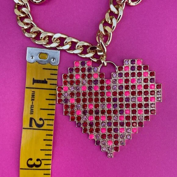NWT Betsey Johnson Heart Necklace - Pink & Red Rhinestone Heart Thick Go… - Picture 5 of 12